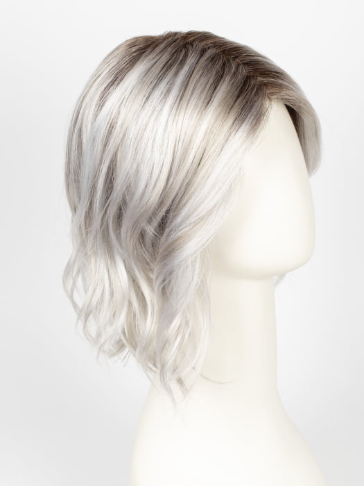 #color_SilverBlondeRooted