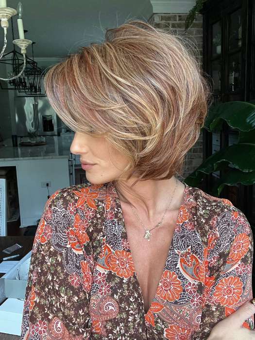 In Charge by Raquel Welch - back view, RL31/29 Fiery Copper