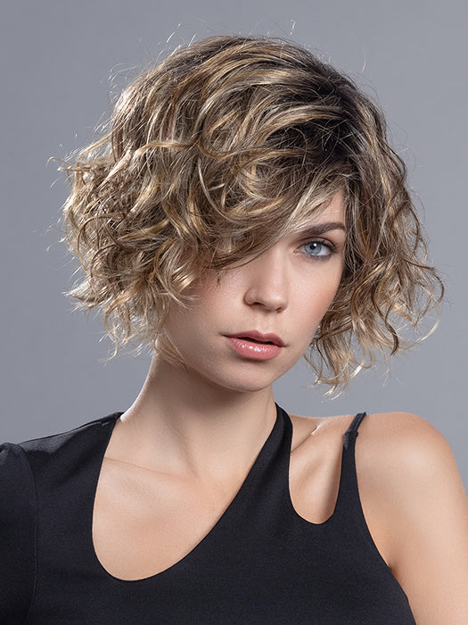 Turn by Ellen Wille – model photo 4