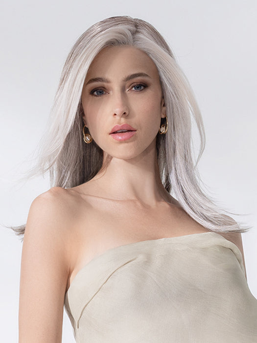 Affair Deluxe by Ellen Wille – model photo 5