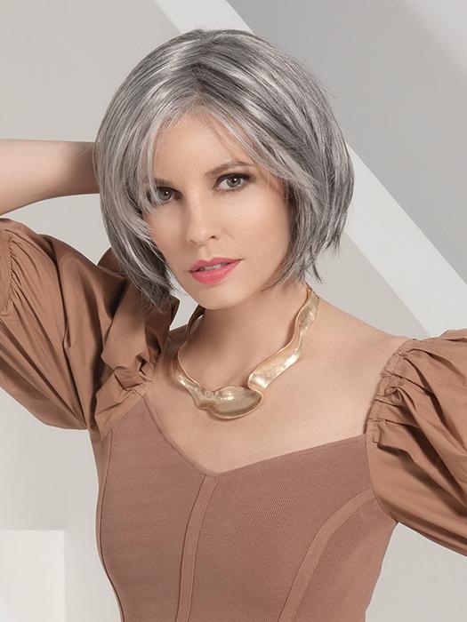 STAR DELUXE by Ellen Wille in SALT/PEPPER MIX | Light Natural Brown with 75% Gray, Medium Brown with 70% Gray and Pure White Blend