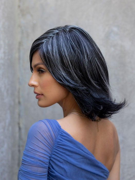 Kade by Noriko - model photo, back view