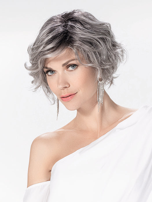 Romance Deluxe by Ellen Wille in Metallic Grey Rooted