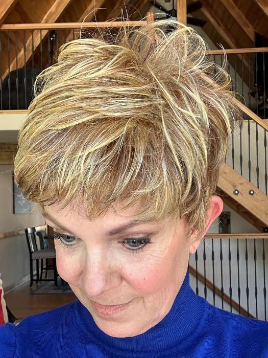 Straight Chic by Raquel Welch - Hero (RL29/25 Golden Russet)