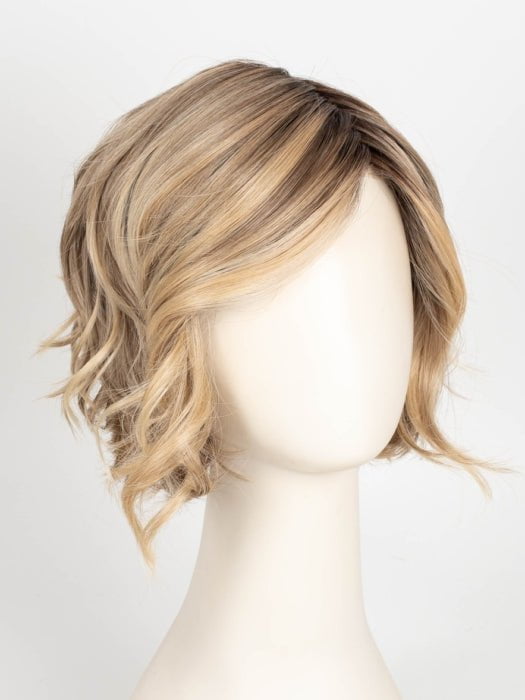 Raw Sugar Blonde R swatch