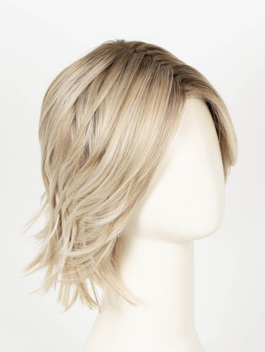 Crushed Almond Blonde R swatch