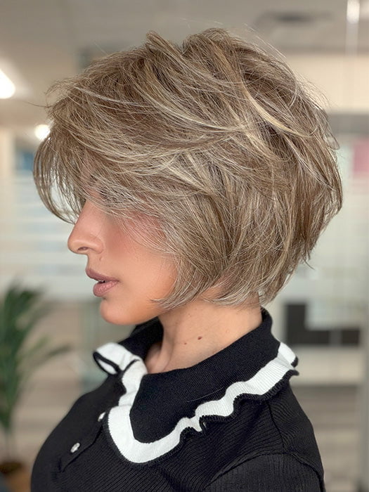 Effortless Style by Raquel Welch in SS11/25 Shaded Honey Pecan - alternate angle