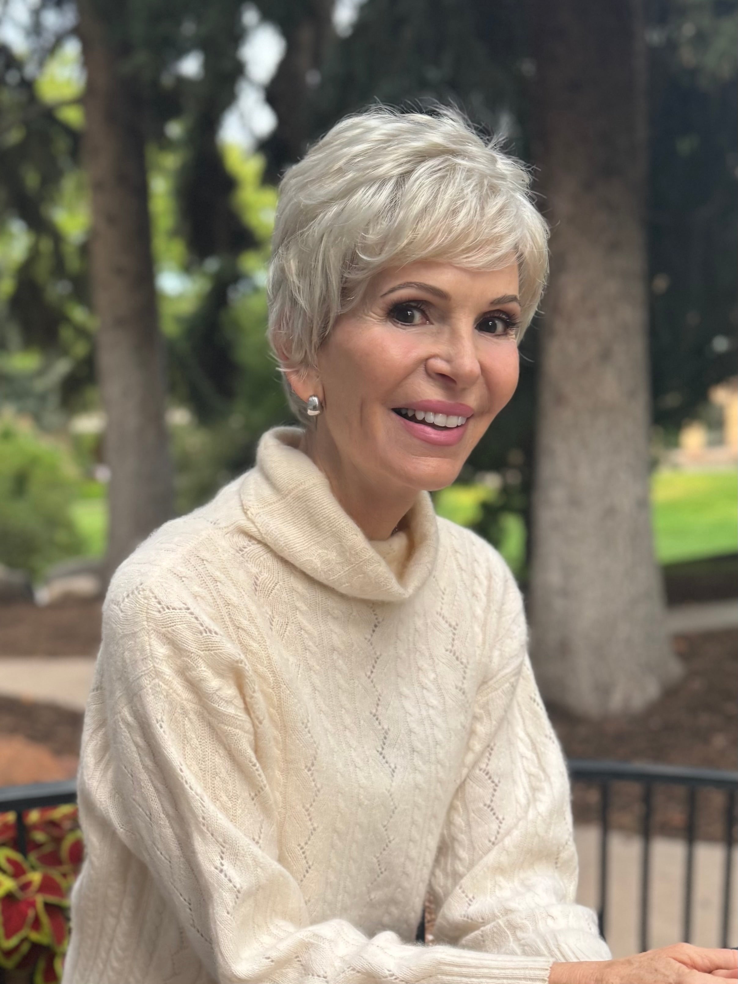 Petite Janet  Style #6059.