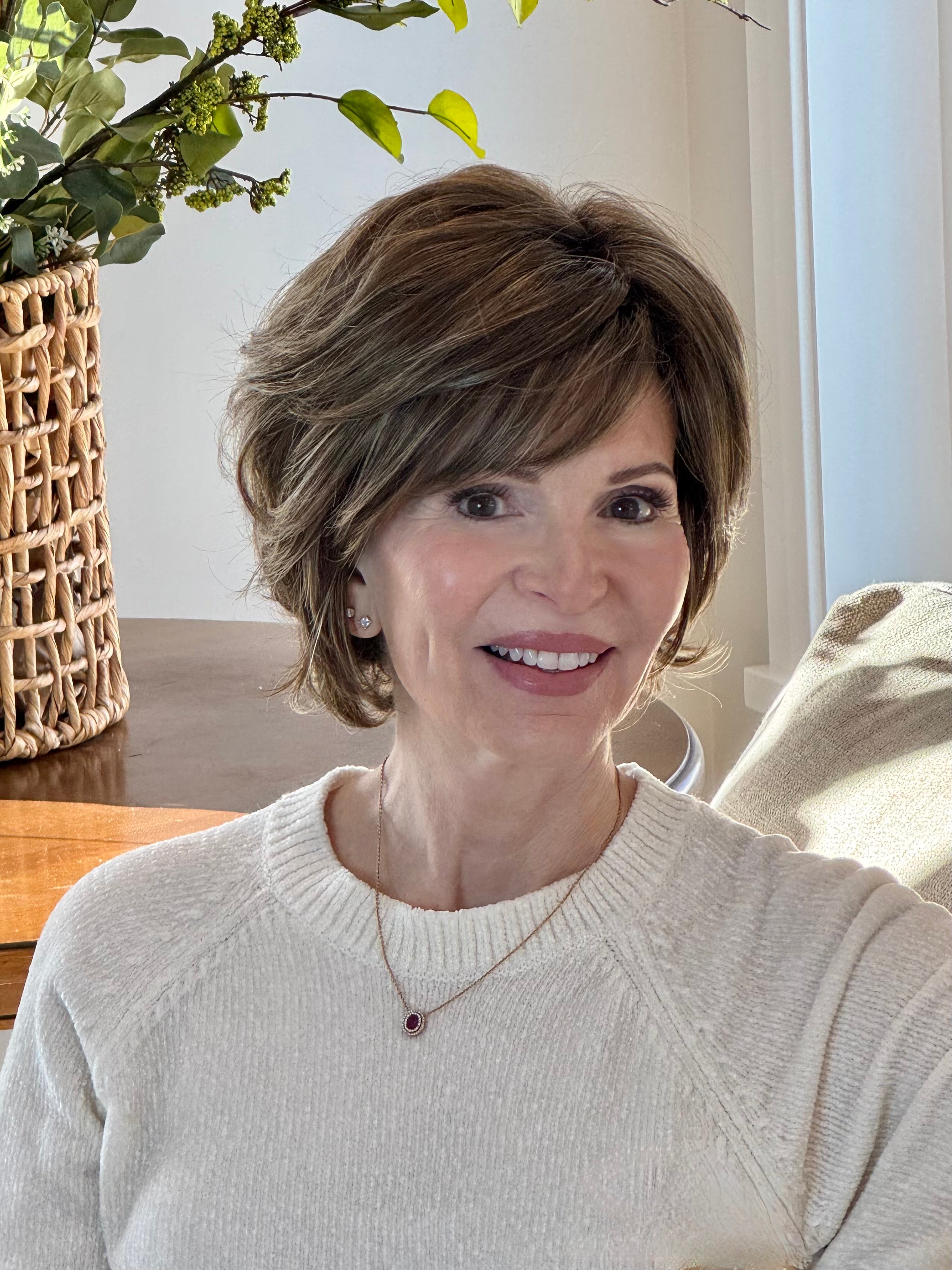 Crystal.      (Style #1043).   Wefted Open Cap