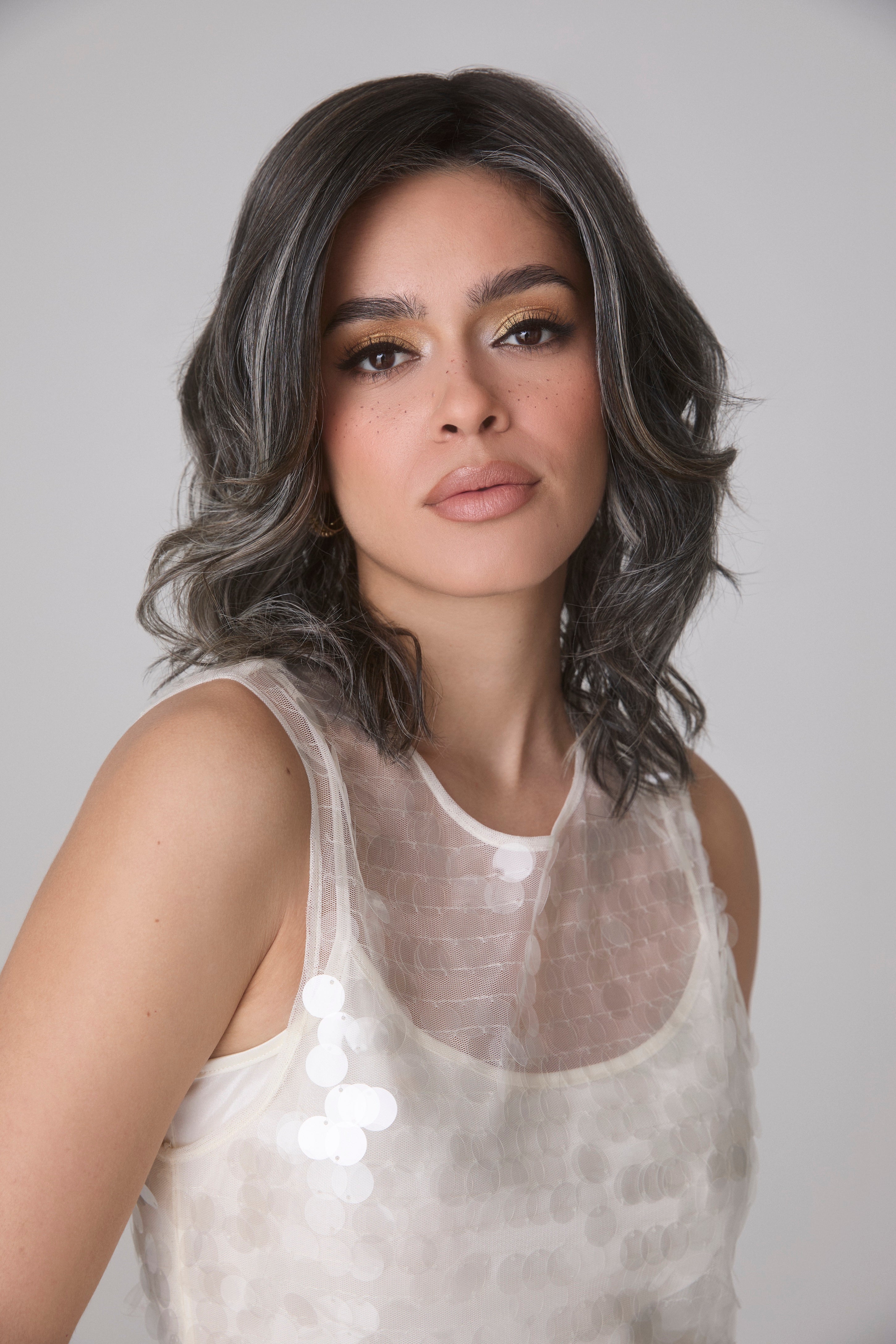 Rohan by Amore (Heat Friendly with Extended Lace Front and Mono Top). Price: $324.00
