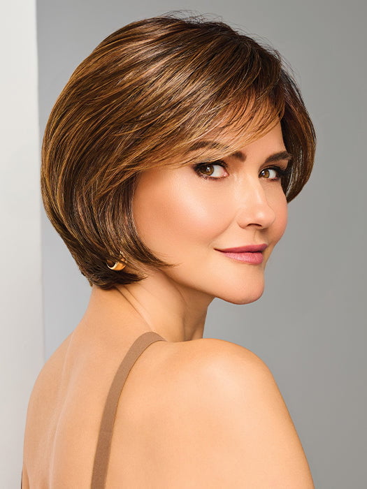 Effortless Style by Raquel Welch in RL8/29SS Shaded Hazelnut - front view alternate