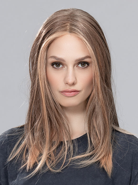 SLEEK by ELLEN WILLE in POWDER BLONDE TIPPED