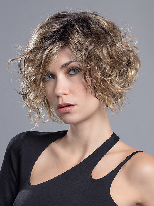 Turn by Ellen Wille – model photo 2