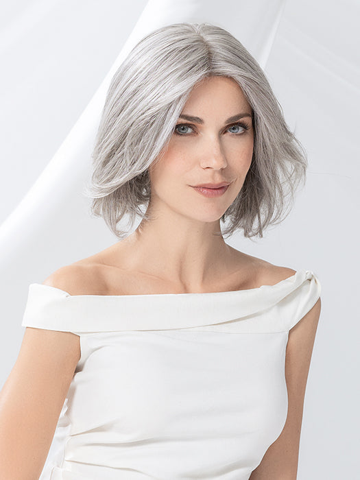 Elegance Mono by Ellen Wille – model photo 2
