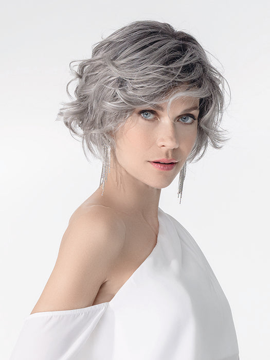Romance Deluxe by Ellen Wille in Metallic Grey Rooted