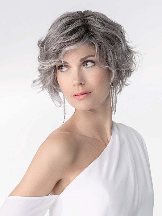 Romance Deluxe by Ellen Wille in Metallic Grey Rooted