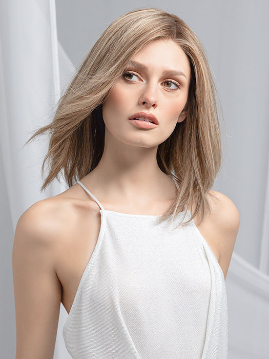 Trinity Plus Deluxe by Ellen Wille – model photo 8